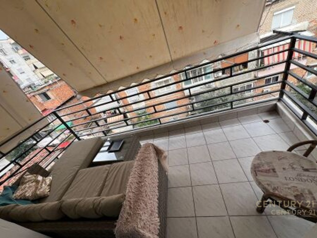 Rent, Apartment 2+1, in Pazari i Ri, Tirana!