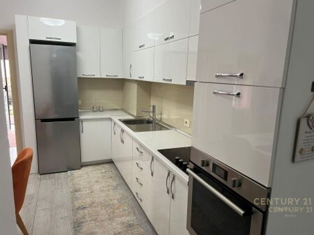 Rent, Apartment 2+1, in Pazari i Ri, Tirana!