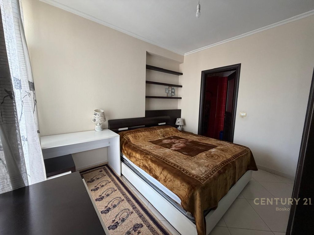 2+1+2 apartment for rent in the Astir area, opposite Vila L.