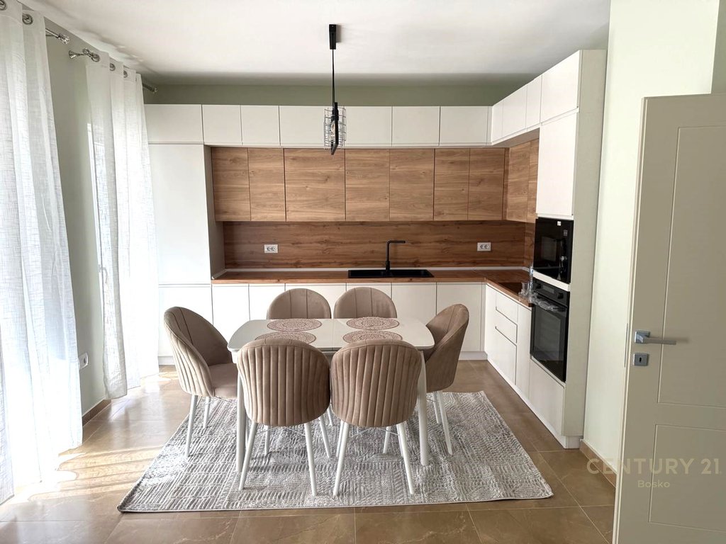 Apartment 2+1+2 for Rent, Zogu i Zi