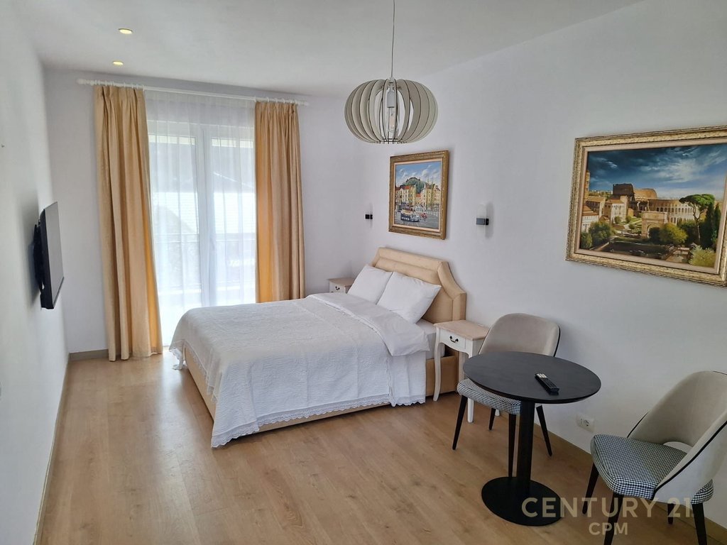 FOR SALE 2 INDIVIDUAL VILLAS IN THE MULLET AREA!