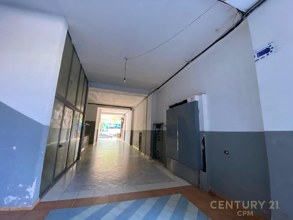 DO NOT LEASE COMMERCIAL UNITS
