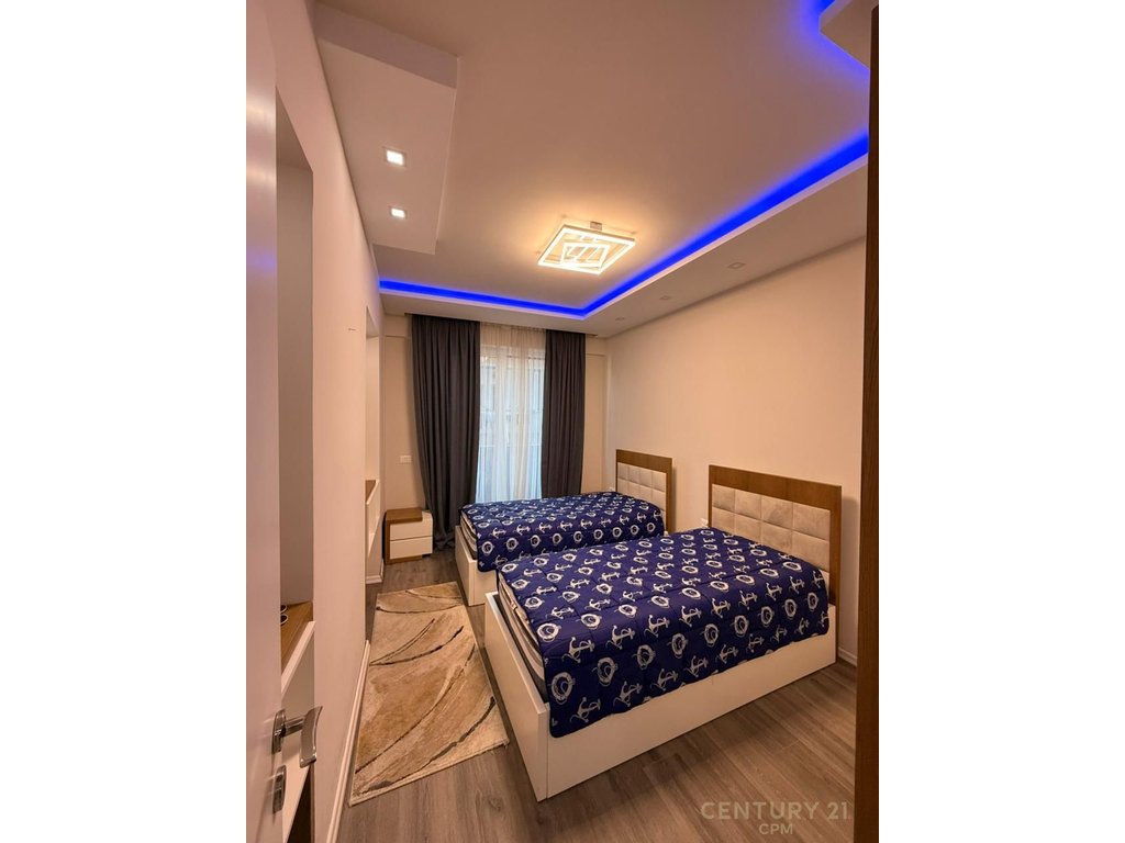 LUXURY 2+1 APARTMENT FOR RENT WITH PARKING SPACE NEAR FLORA CAFE!