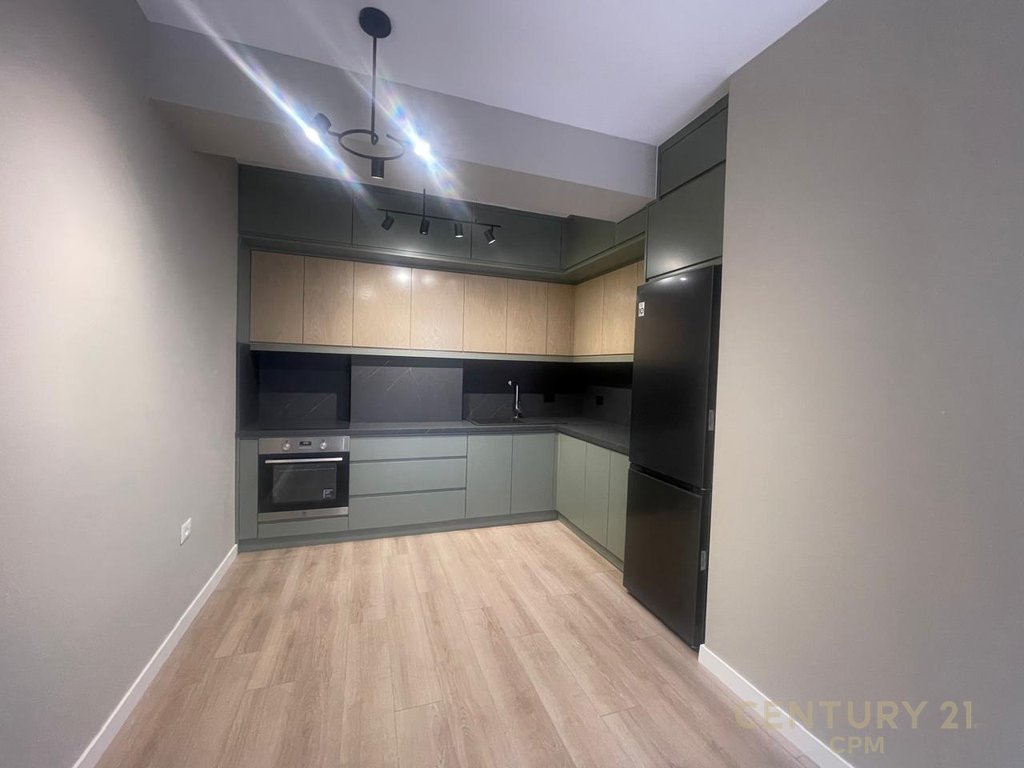 Apartment 1+1 for sale at Kodra e Diellit!