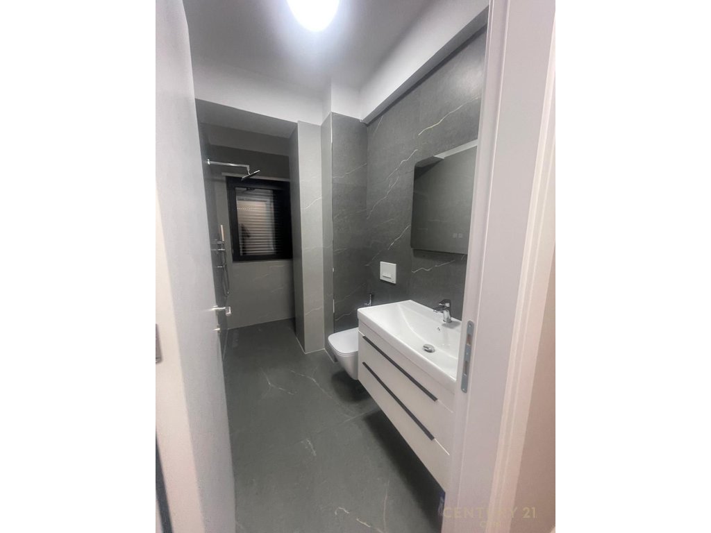 Apartment 1+1 for sale at Kodra e Diellit!