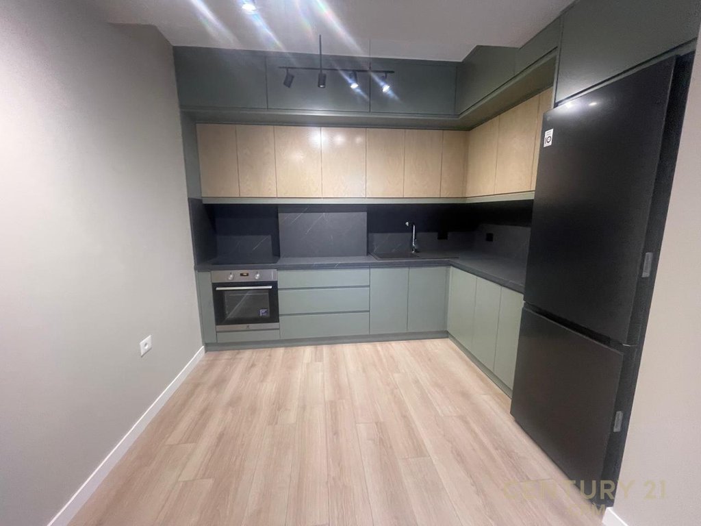 Apartment 1+1 for sale at Kodra e Diellit!