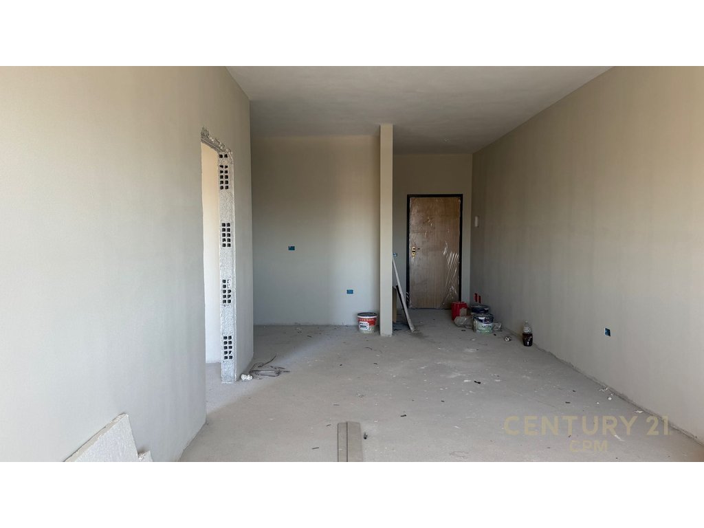 APARTMENT BUILDING 1+1 WITH PANORAMIC VIEW AT FLAMUR SQUARE!
