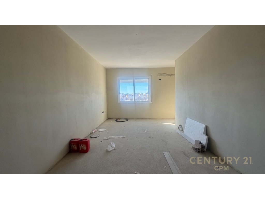 APARTMENT BUILDING 1+1 WITH PANORAMIC VIEW AT FLAMUR SQUARE!