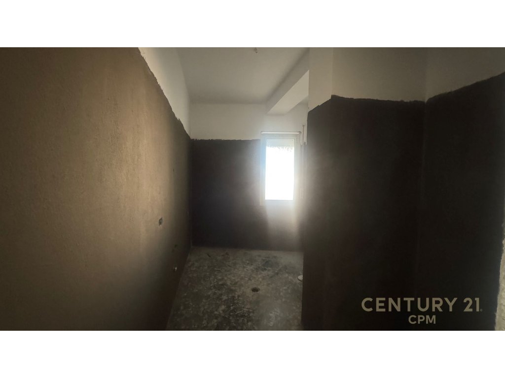 APARTMENT BUILDING 1+1 WITH PANORAMIC VIEW AT FLAMUR SQUARE!