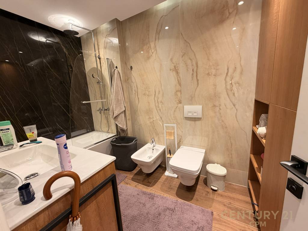 3+1+2+2 ROOM APARTMENT WITH PARKING SPACES NEAR AIR ALBANIA STADIUM