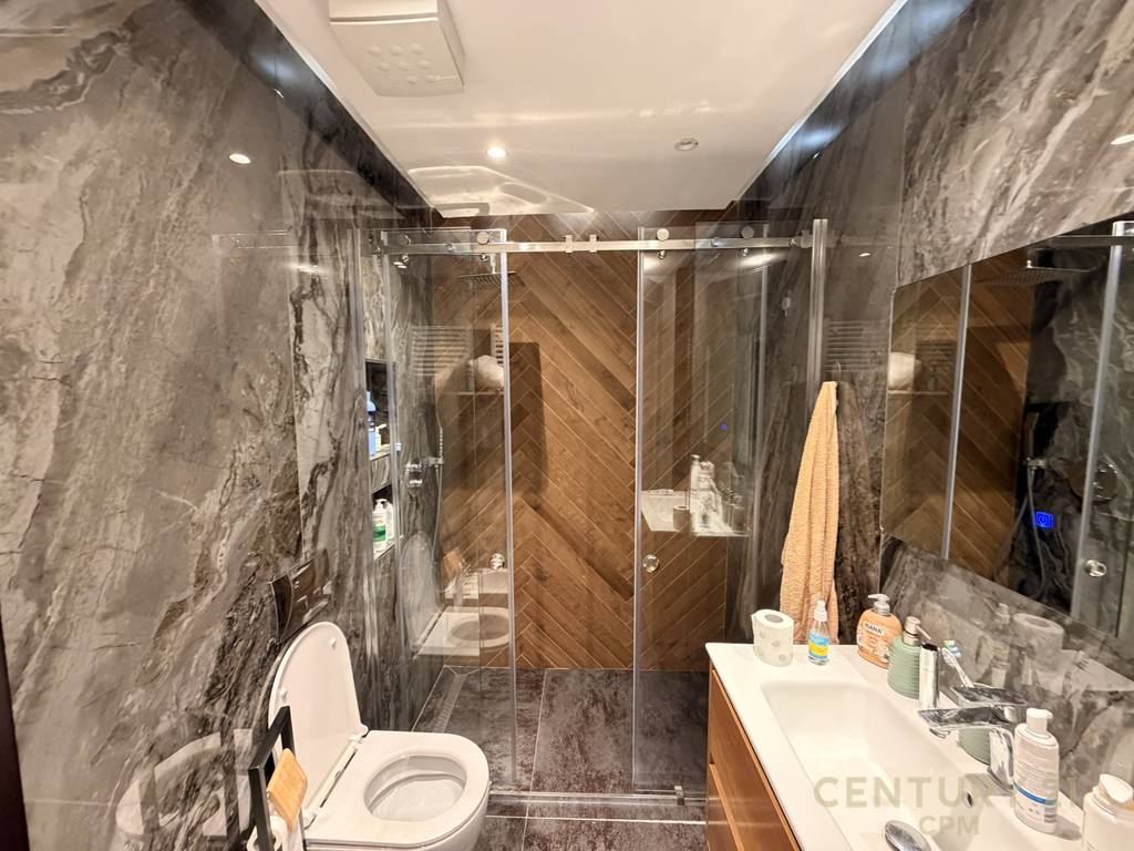 3+1+2+2 ROOM APARTMENT WITH PARKING SPACES NEAR AIR ALBANIA STADIUM