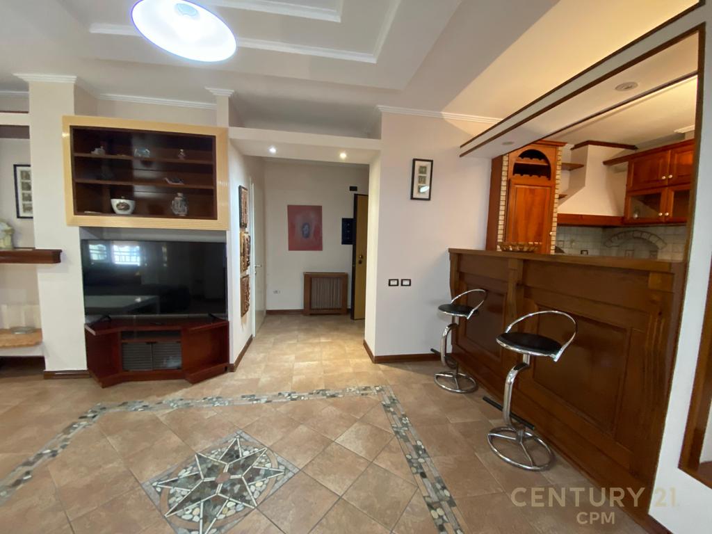 LULISHTJA COMMUNE OF PARIS SELLING APARTMENT 3+1+2 + STORAGE