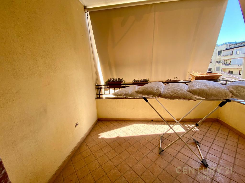 LULISHTJA COMMUNE OF PARIS SELLING APARTMENT 3+1+2 + STORAGE