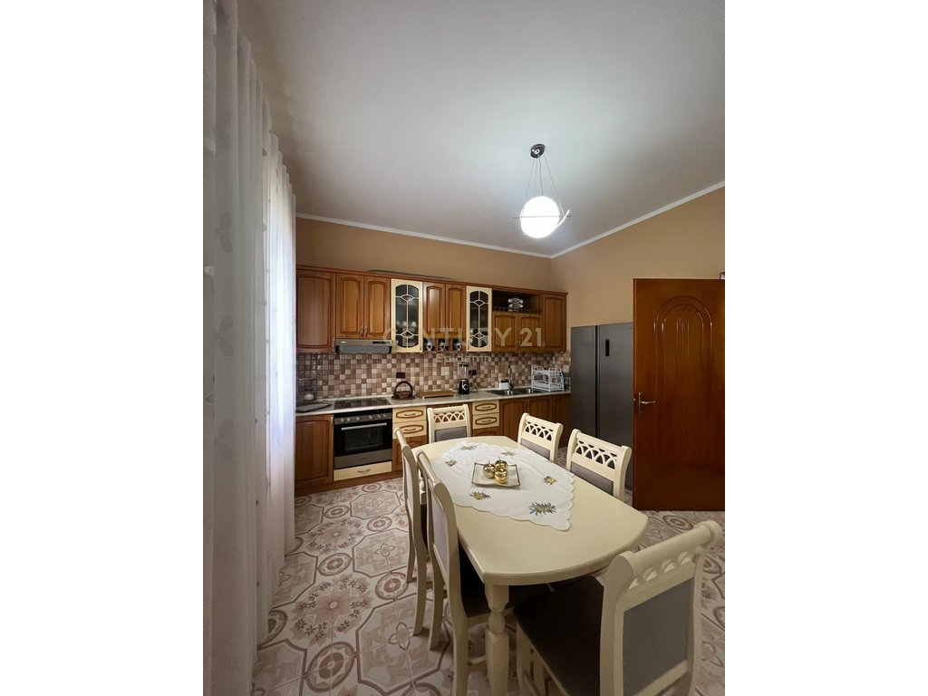 Villa for Sale in Xhafzotaj !!