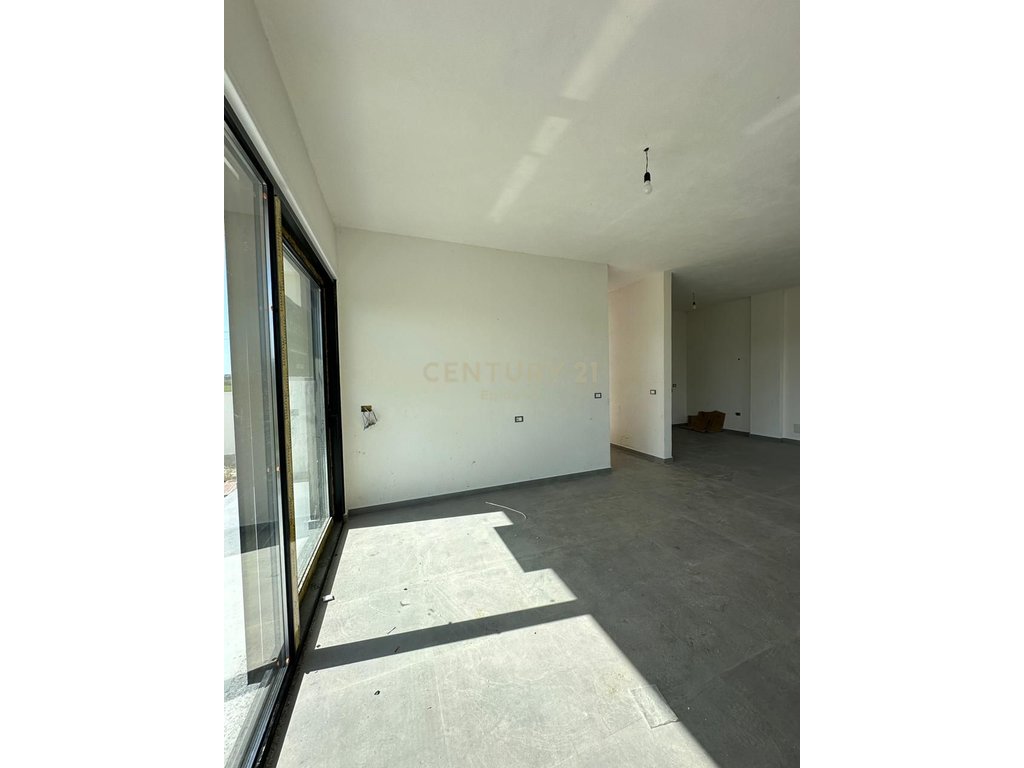 EXCLUSIVE! INDIVIDUAL VILLA WITH POOL FOR SALE IN LALZ BAY! 340,000€