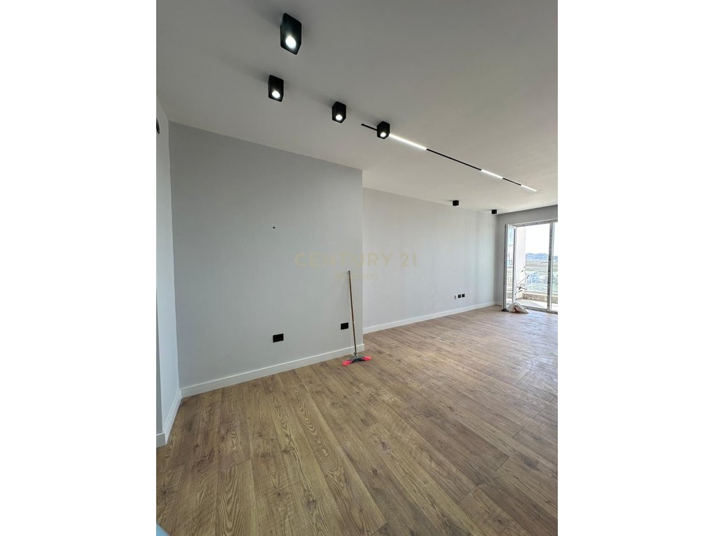 1+1 Apartment for sale in Qerret, Durrës