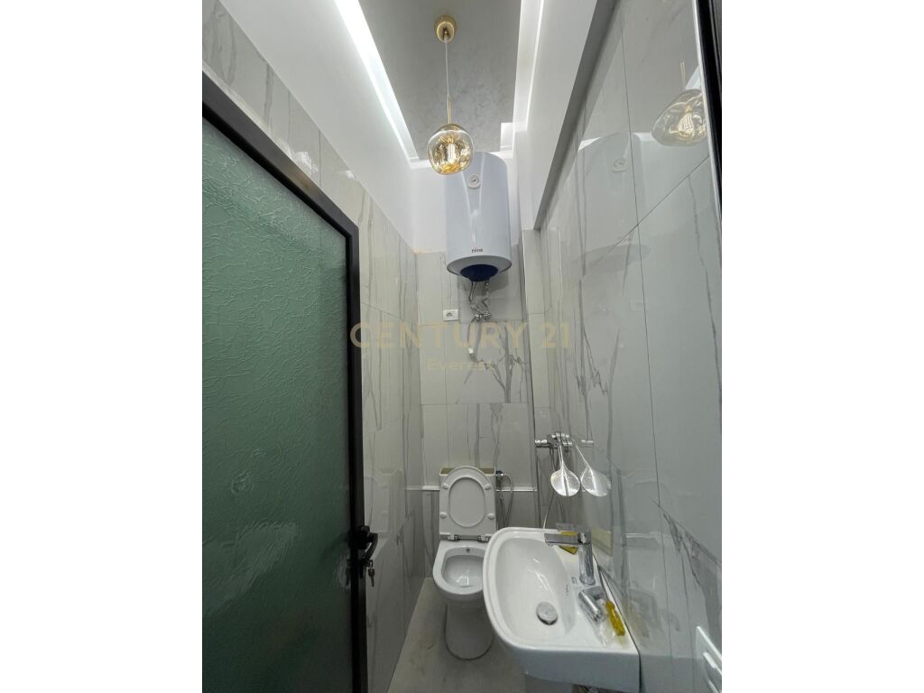ALI DEMI, COMMERCIAL ENVIRONMENT FOR SALE