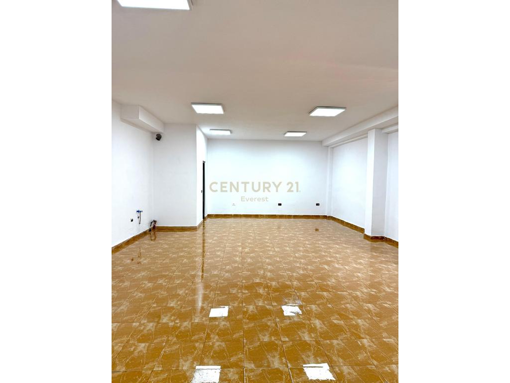 BOTANICAL GARDEN, COMMERCIAL FOR RENT