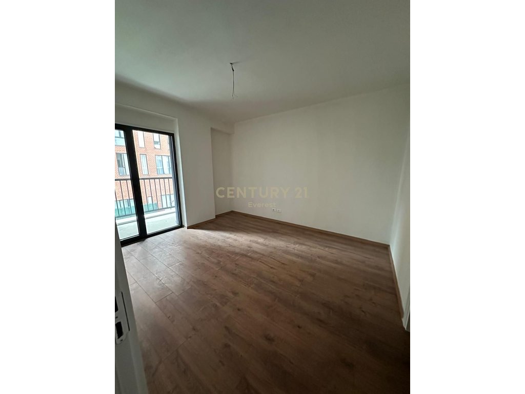 NEW BOULEVARD, OFFICE APARTMENT FOR RENT
