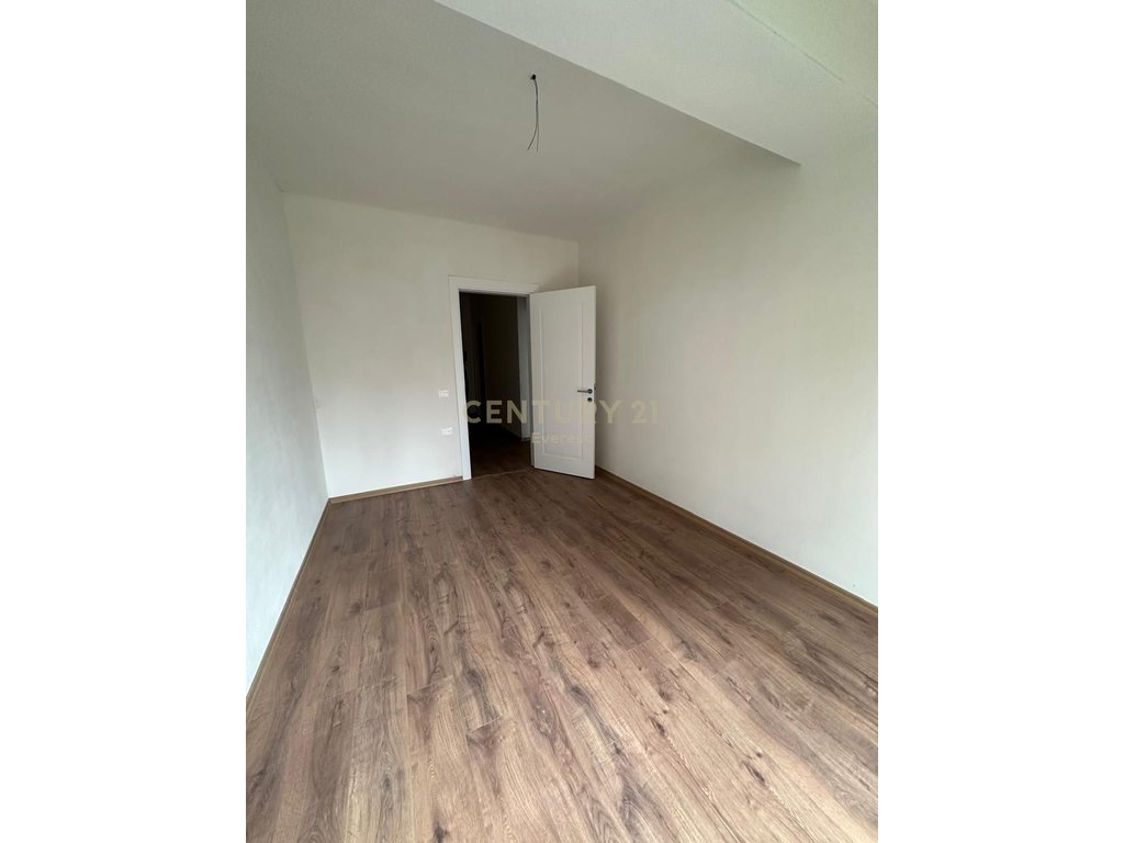 NEW BOULEVARD, OFFICE APARTMENT FOR RENT