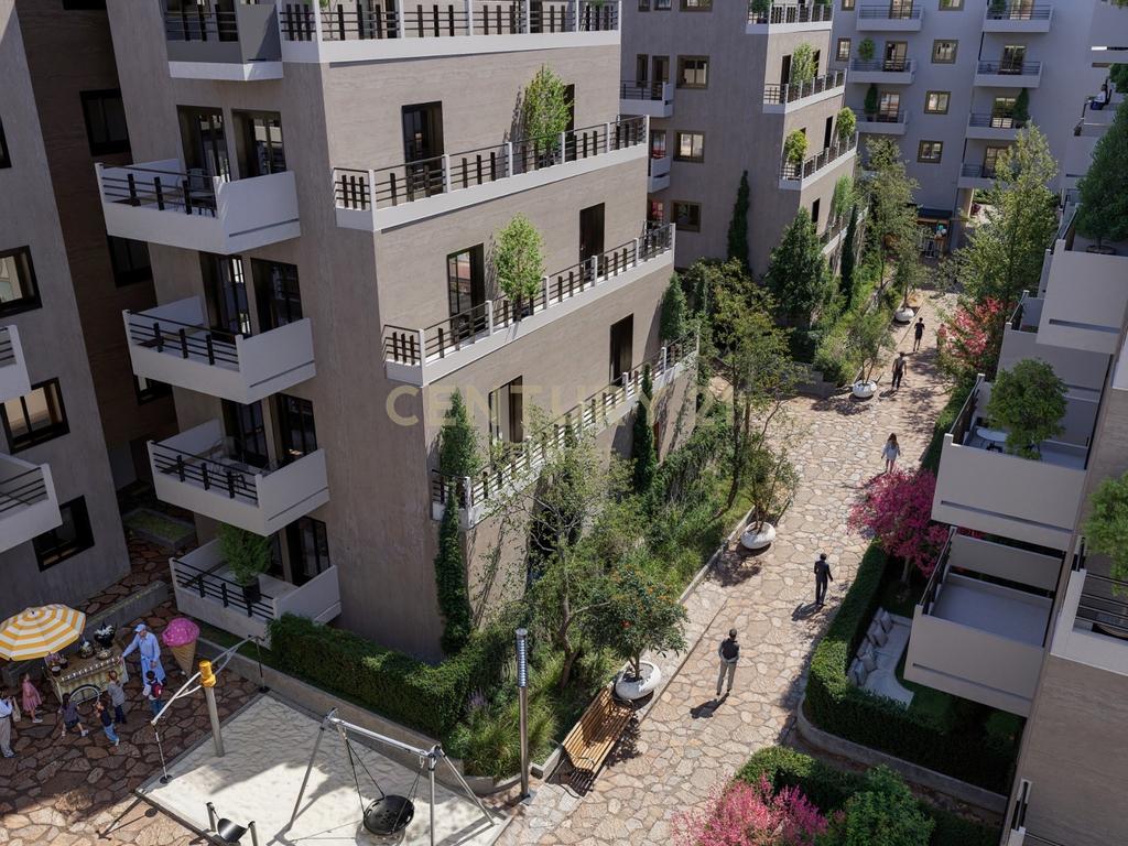 Kompleksi “Kodra e Liqenit”, Paskuqan-Shesim Njesi Komerciale