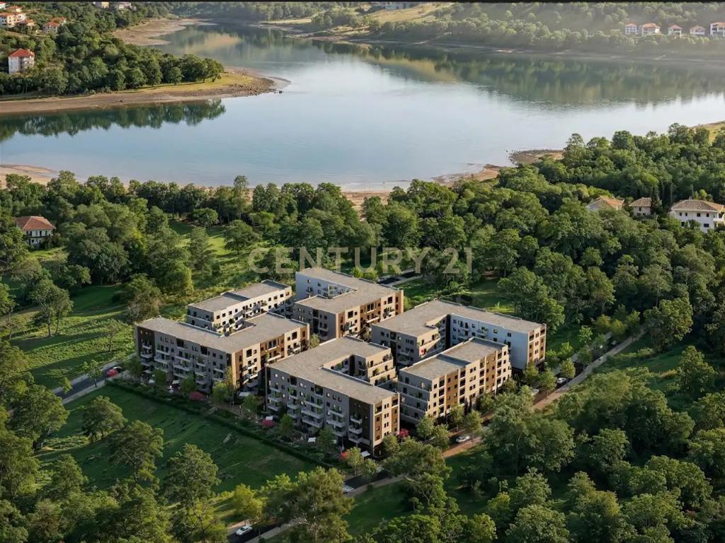 PASKUAN LAKE, SELLING 2+1 APARTMENT WITH VERANDA