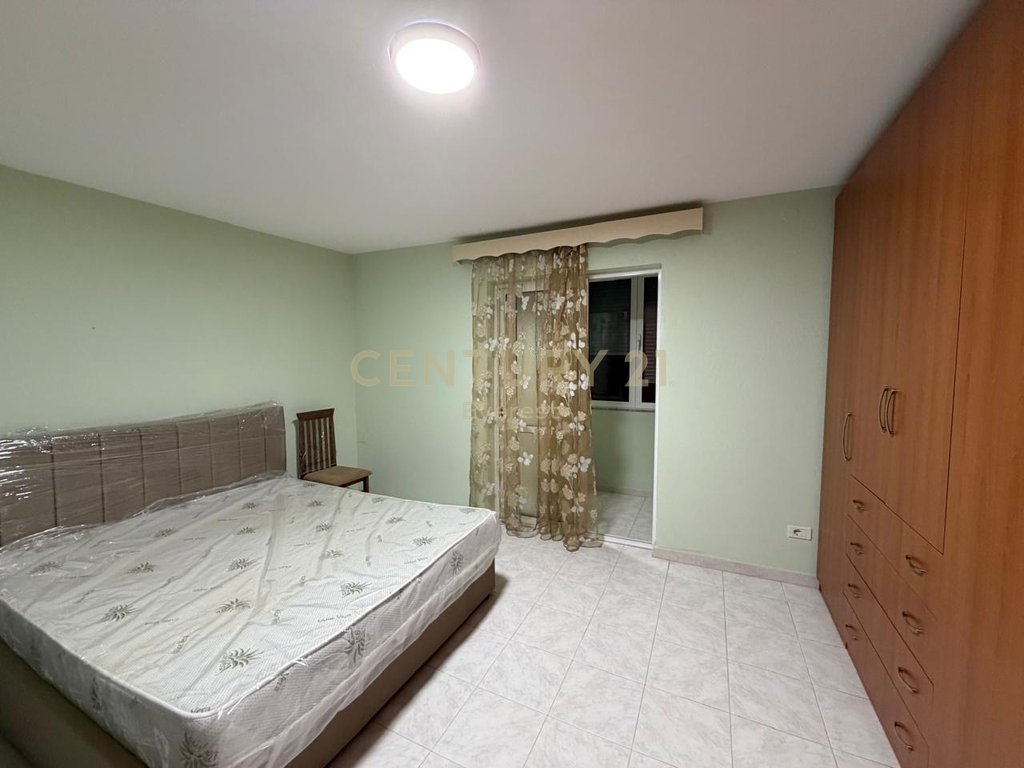 XHAMIA E TABAKEVE, APARTMENT 2+2+2 FOR RENT