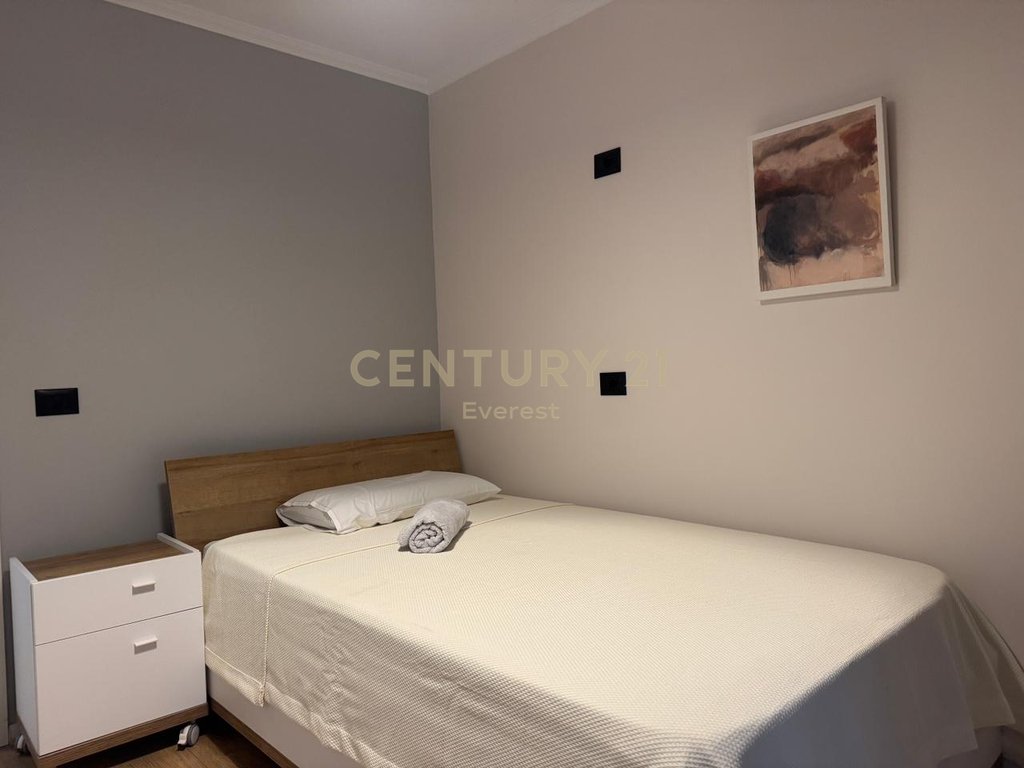 DURRES STREET, APARTMENT 2+1 FOR RENT!