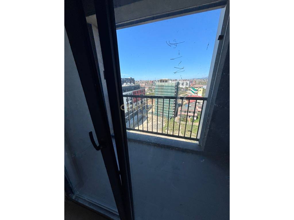 BULEVARDI I RI, 2+1+2 APARTMENT FOR SALE