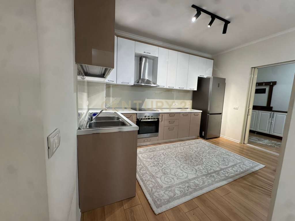 BOTANICAL GARDEN, APARTMENT 2+1+2+PARKING FOR RENT