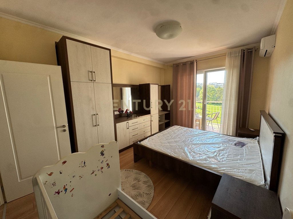 BOTANICAL GARDEN, APARTMENT 2+1+2+PARKING FOR RENT