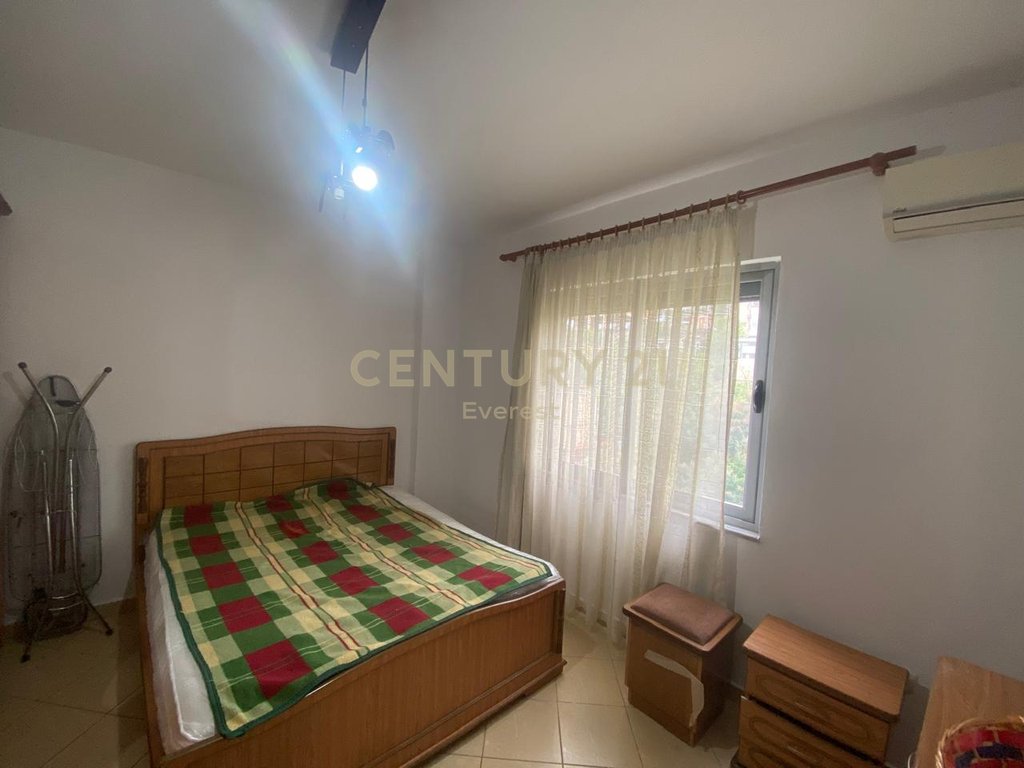 FRESKU, WE RENT 1+1 APARTMENT
