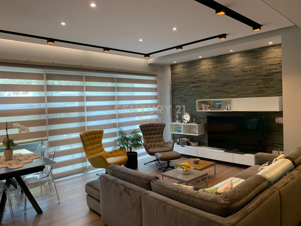 NEAR AMERICAN EMBASSY, VILLA FOR SALE