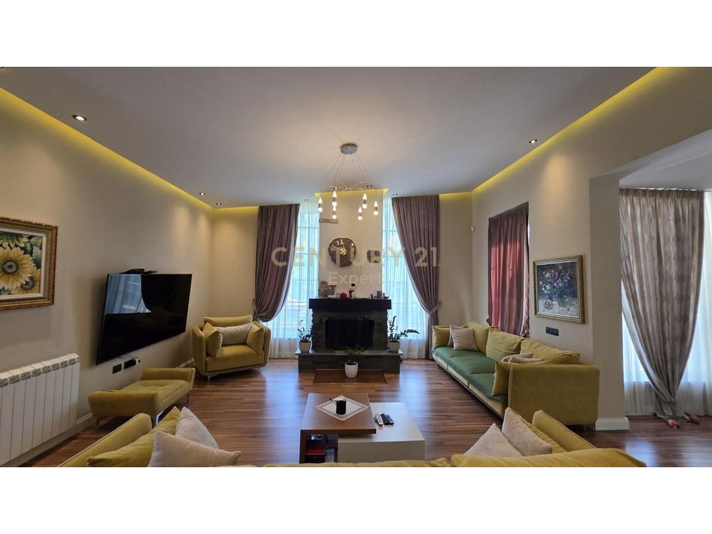 INDIVIDUAL VILLA FOR SALE ON THE OUTskirts of TIRANA, DOBRES!!