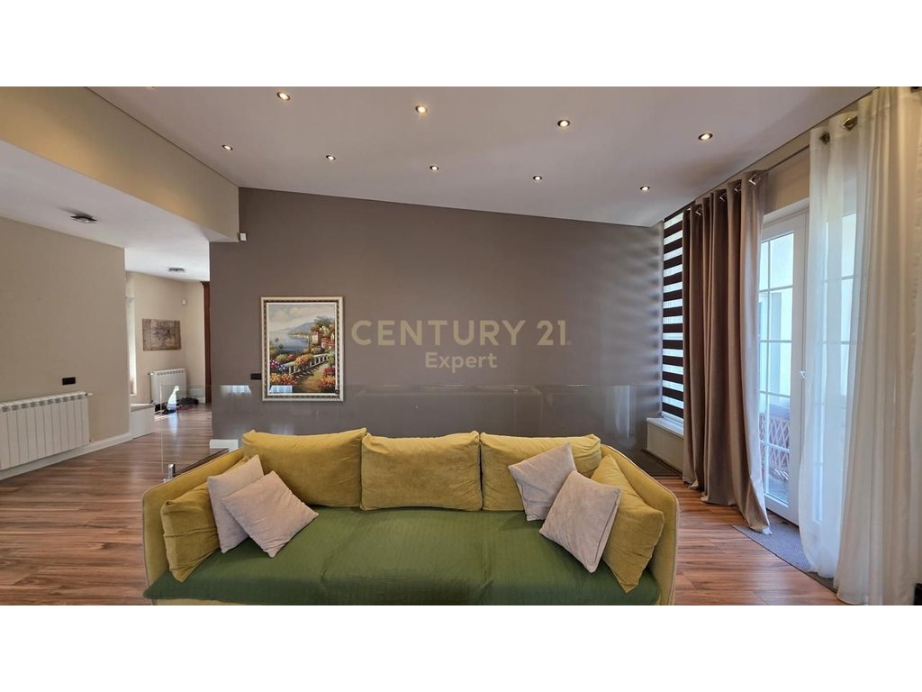 INDIVIDUAL VILLA FOR SALE ON THE OUTskirts of TIRANA, DOBRES!!