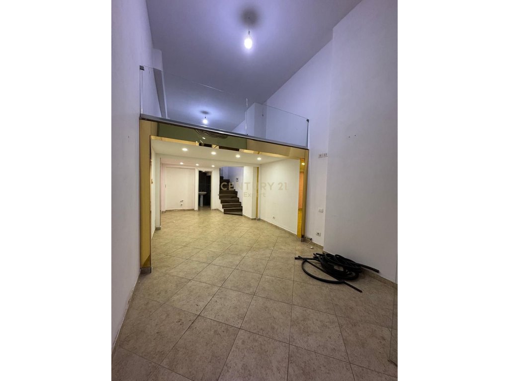 I AM OPENING A DUPLEX STORE IN THE NEW RING!
