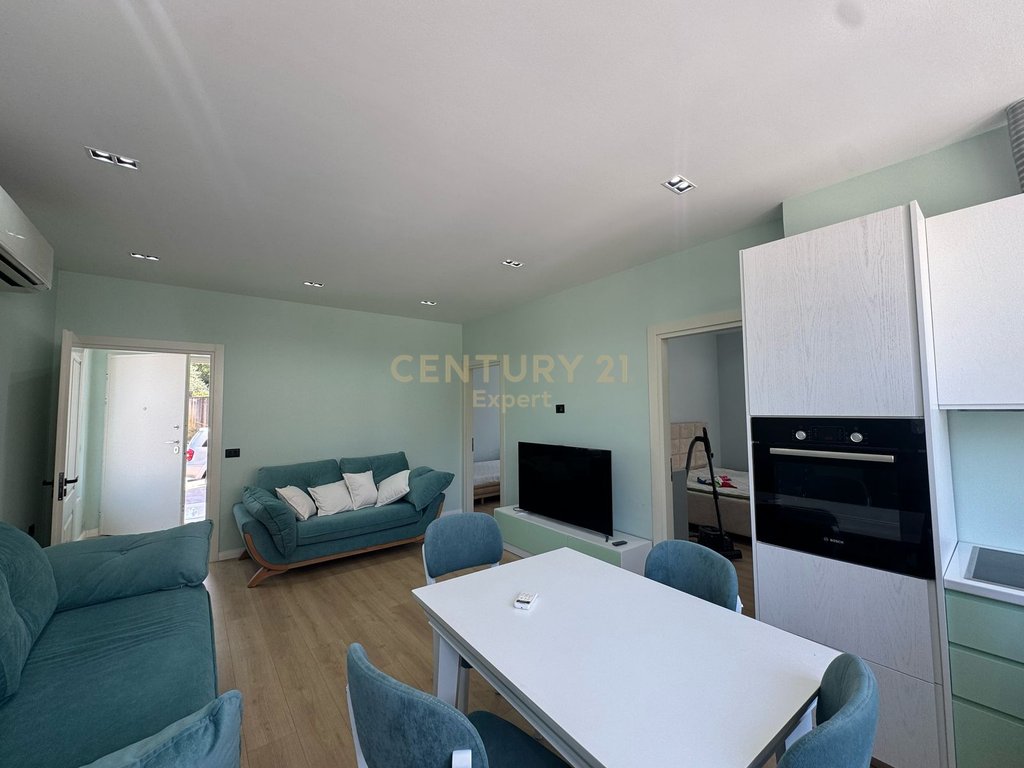 FOR RENT 2+1+2 APARTMENT IN VILLA FLOOR, SAUK!!