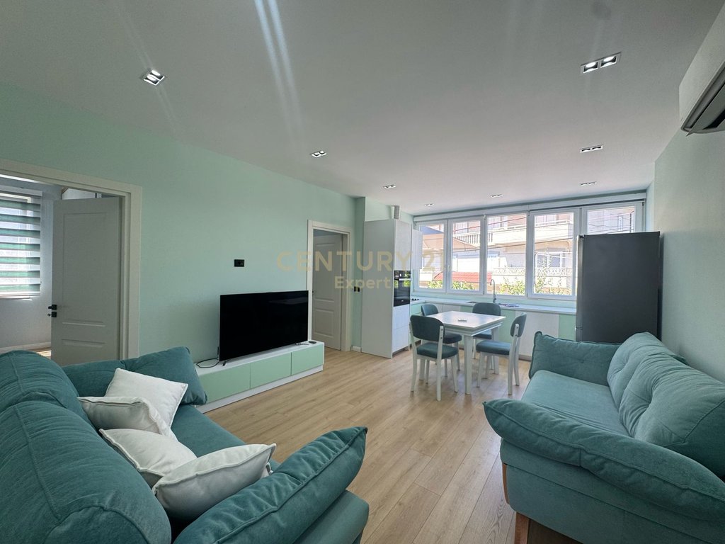 FOR RENT 2+1+2 APARTMENT IN VILLA FLOOR, SAUK!!