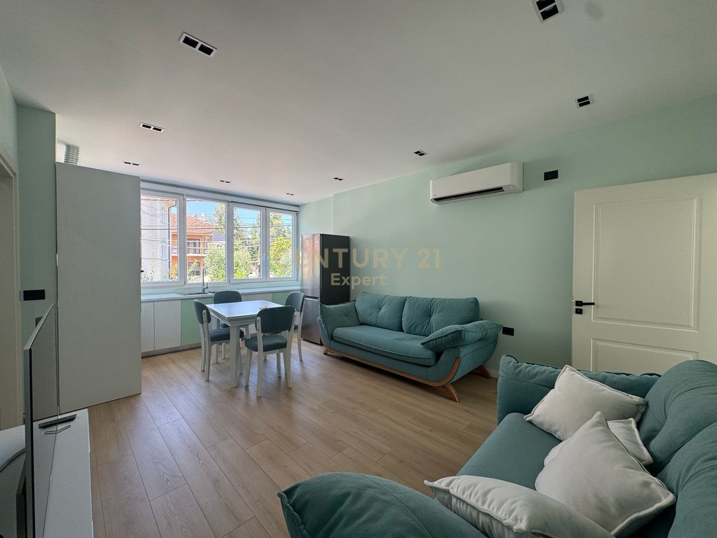 FOR RENT 2+1+2 APARTMENT IN VILLA FLOOR, SAUK!!