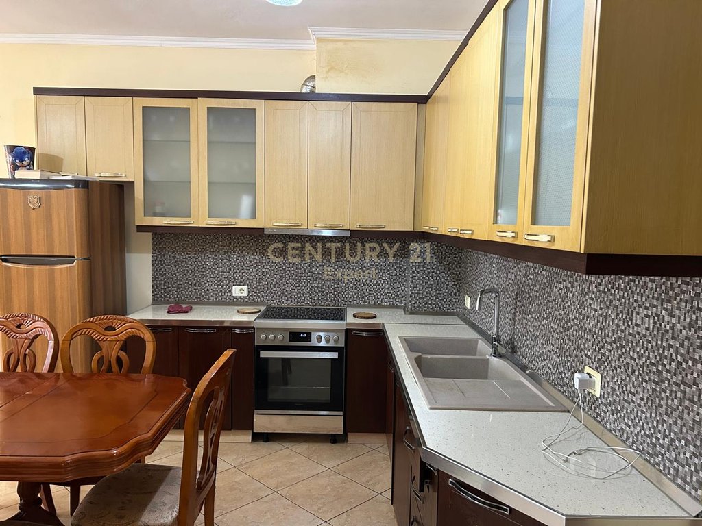 APARTMENT 2+1+2 FOR RENT NEAR THE BUS TERMINAL