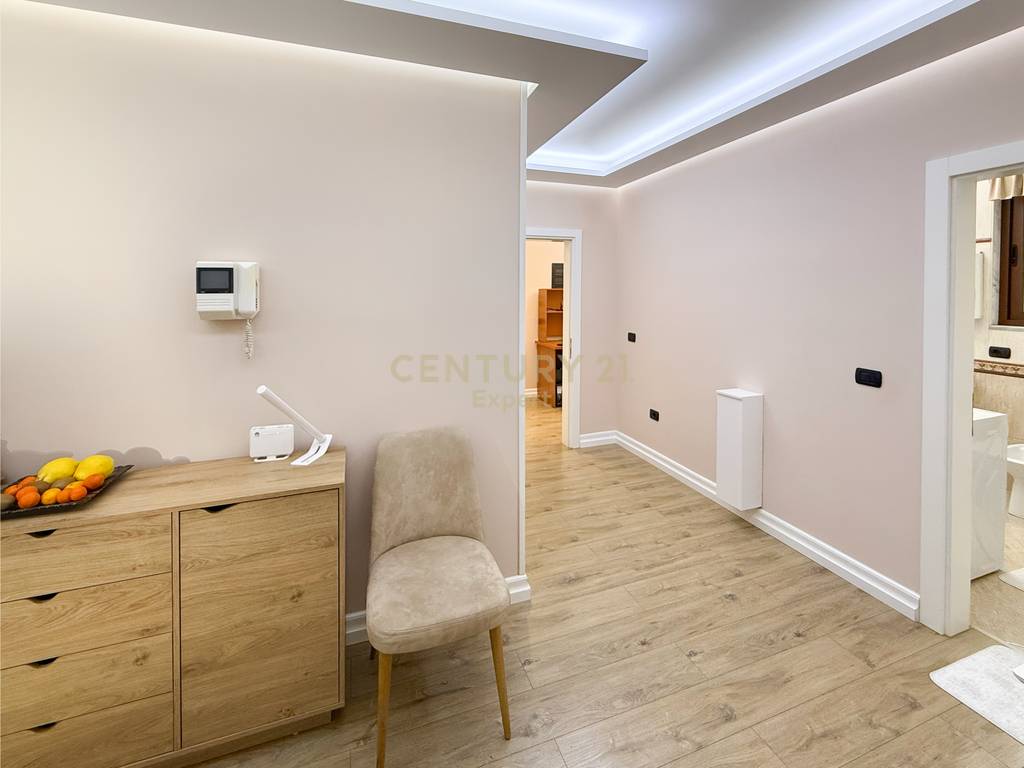 For rent: 4-story villa on Rr. Riza Cerova, Tirana!