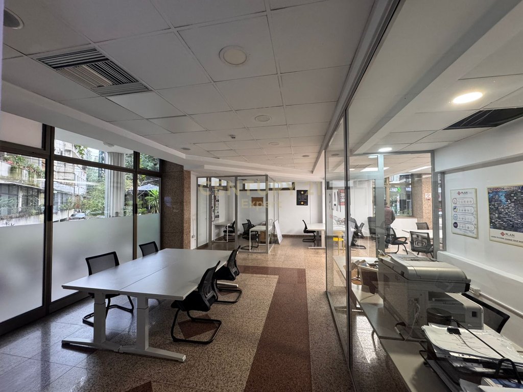 COMMERCIAL SPACE FLOOR 0 FOR RENT AT WILSON SQUARE !!!
