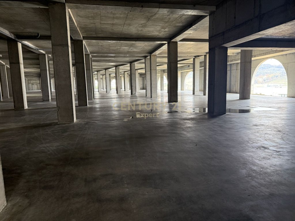 MULTIFUNCTIONAL AMBIENT FOR RENT NEAR PRESTIGE HOME, CITY PARK !!