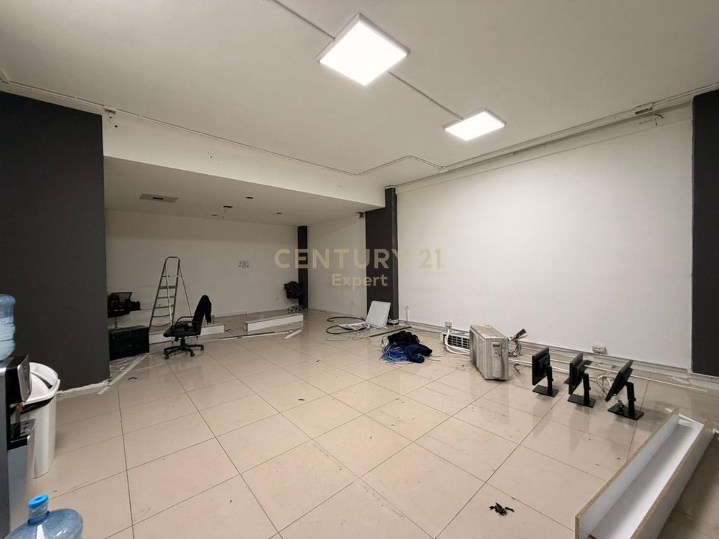 Commercial Space for Rent in Astiri, Tirana!