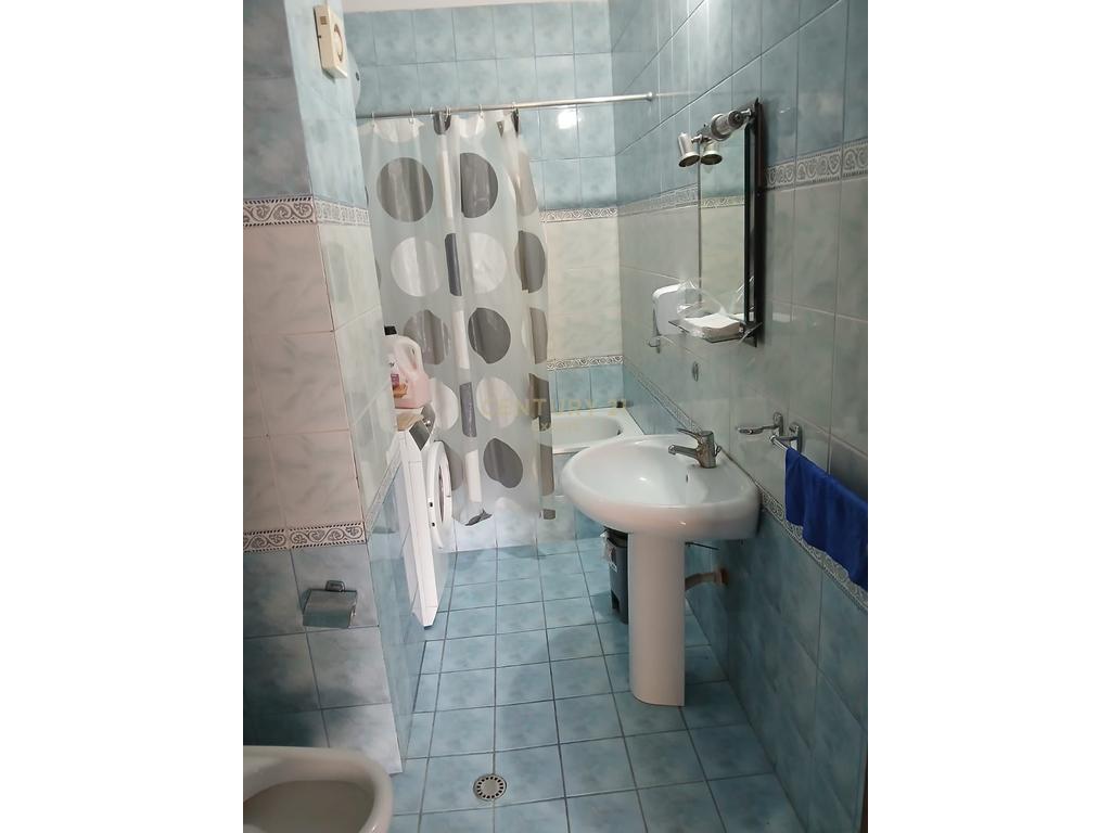 Jepet apartament per zyre stadiumi Dinamo