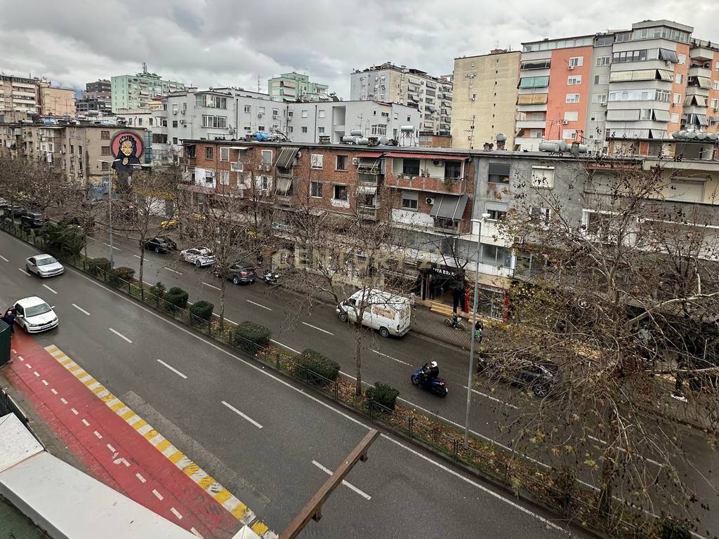 Jepet apartament per zyre stadiumi Dinamo