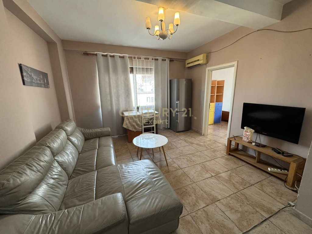 APARTMENT 3+1+2 FOR RENT NEAR THE CENTER