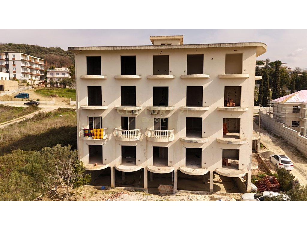 APARTMENT 1+1+PARKING SPACE FOR SALE IN GOLEM
