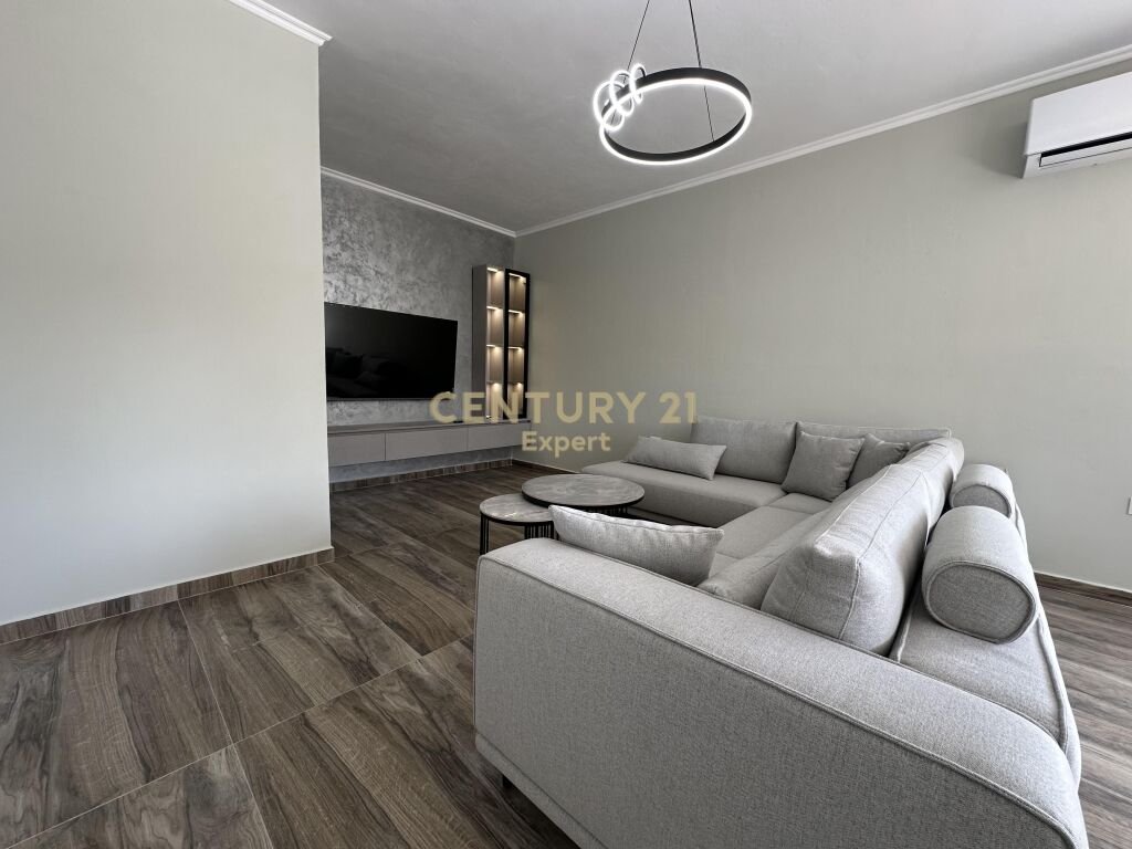 Apartment 3+1+2 + Parking Post for Rent in Sauk i Ri, Tirana (Villa Floor)