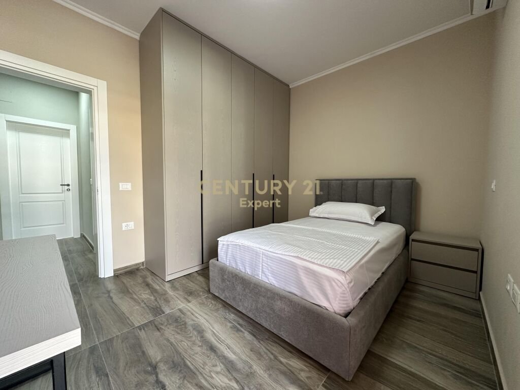 Apartment 3+1+2 + Parking Post for Rent in Sauk i Ri, Tirana (Villa Floor)